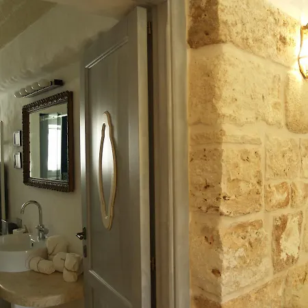 Alloggio per agriturismo Masseria Camarda *