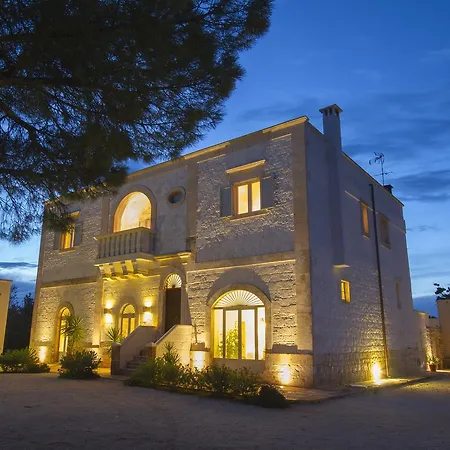 Alloggio per agriturismo Masseria Camarda *