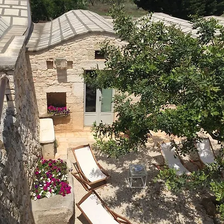 Masseria Camarda * Ceglie Messapica